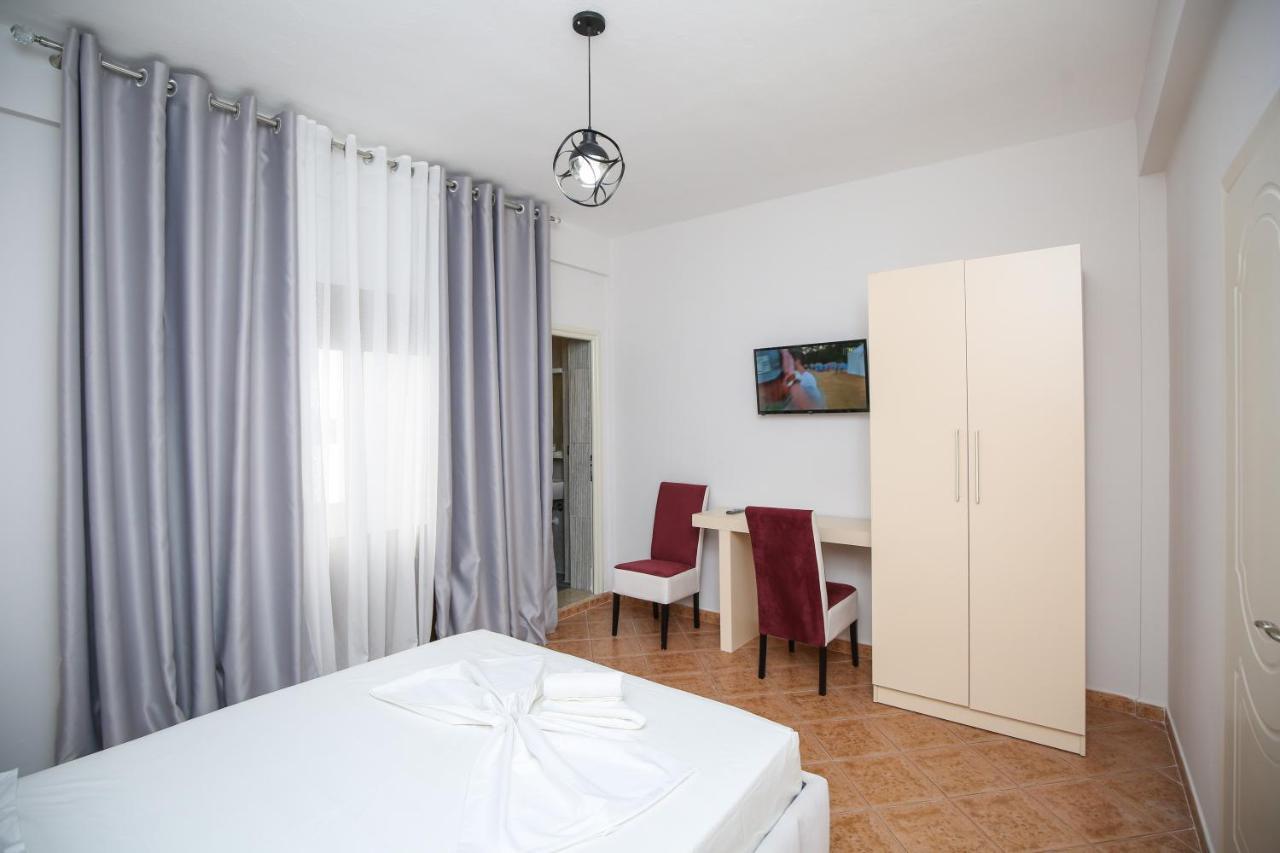 Hotel Vila Stefa Vlorë Eksteriør bilde