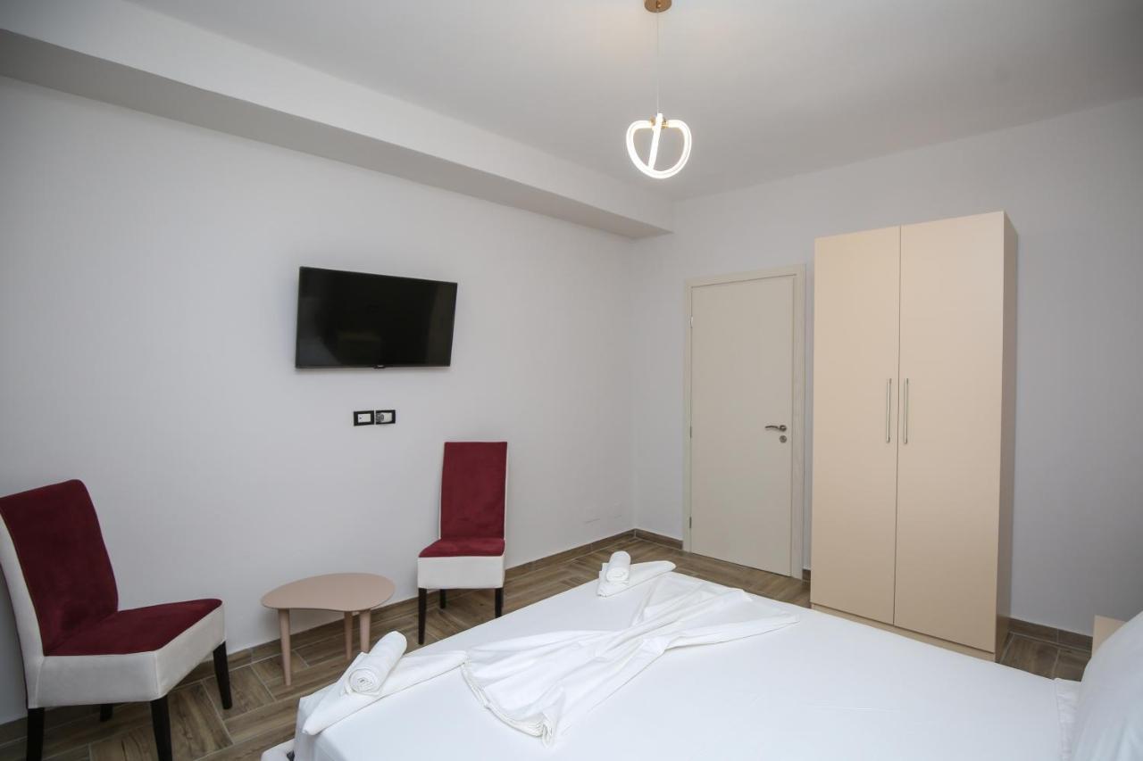 Hotel Vila Stefa Vlorë Eksteriør bilde