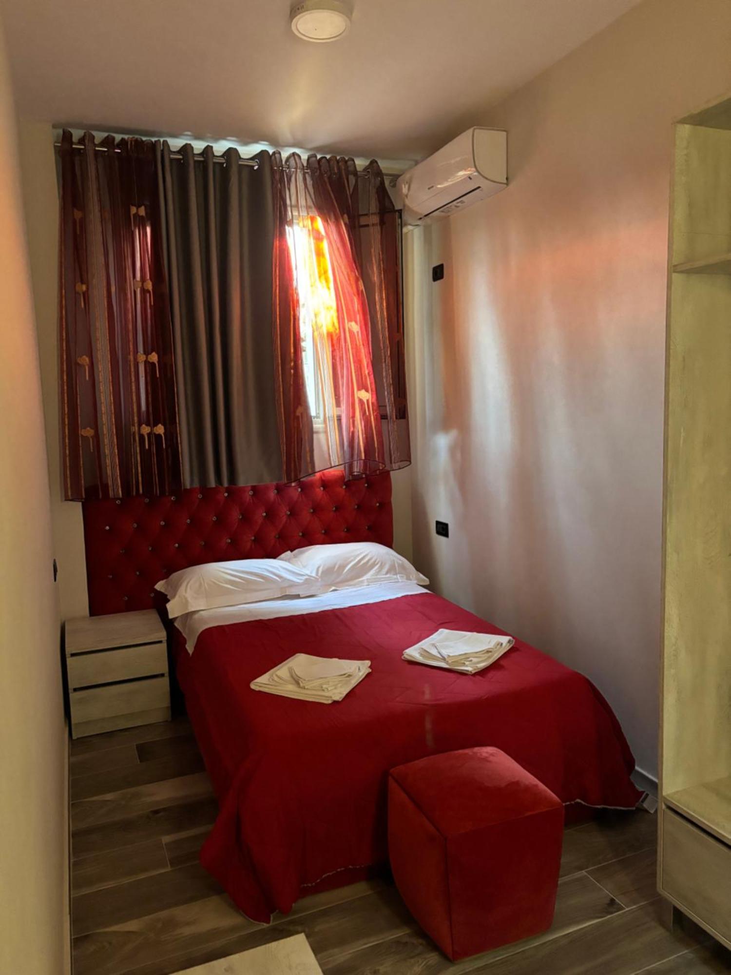 Hotel Vila Stefa Vlorë Eksteriør bilde